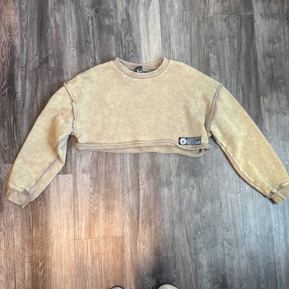 Alphalete taupe very terry Cropped Sweatshirt